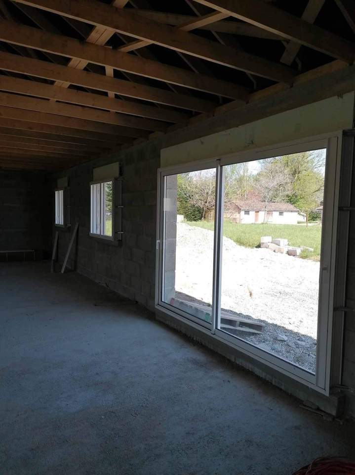 Installation de porte coulissante Lons-le-Saunier