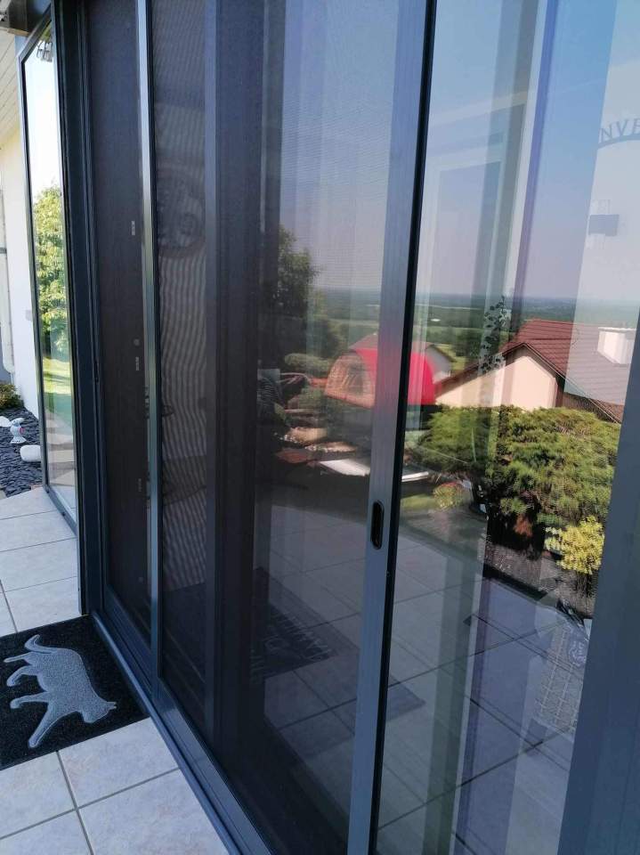 Installation de porte coulissante Lons-le-Saunier